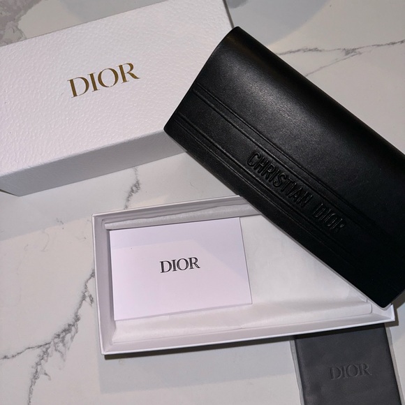 CHRISTIAN DIOR SUNGLASSES - Picture 8 of 10